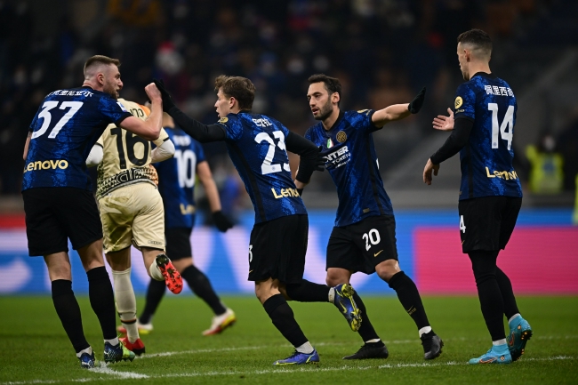 本赛季中超丢球榜：成都蓉城28球最少，梅州客家71球最多（中超本赛季失球排行：成都蓉城仅28球最低，梅州客家71球最高）