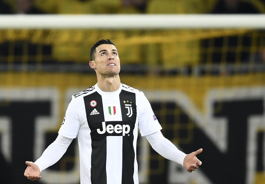 连续3场欧冠进球，17岁小将卡尔当选拜仁3-1葡体全场最佳（欧冠三连斩！17岁新星卡尔当选拜仁3-1击败葡体一役全场最佳）