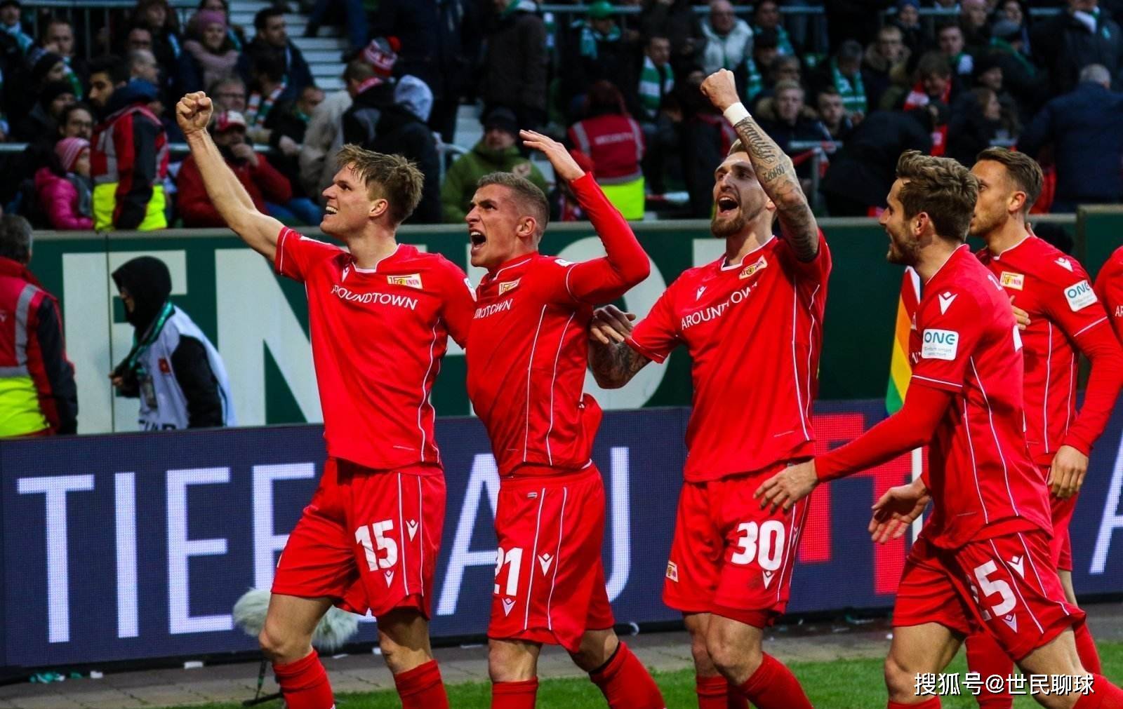 美记：湖人正寻求得到一个3D球员，比如埃利斯或赫伯特·琼斯