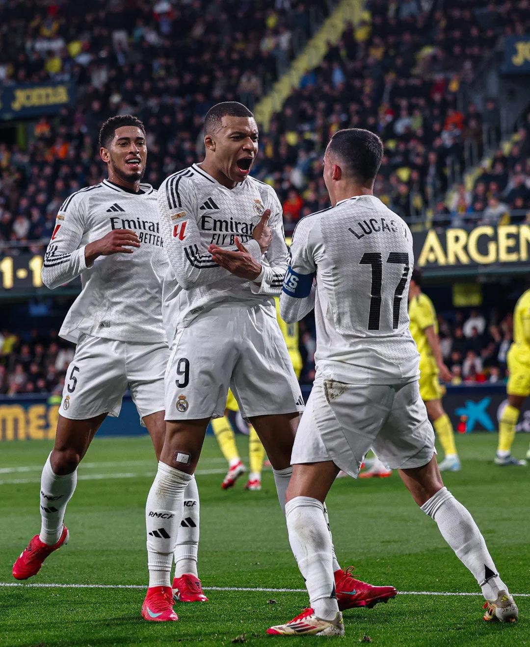 巴萨半场0-1落后法兰克福