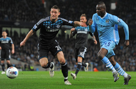 仍在摸索使用文班的最佳方式——米奇会密切把控他的出场时间（文班最佳使用方案尚在探索，米奇将严控他的出场时长）