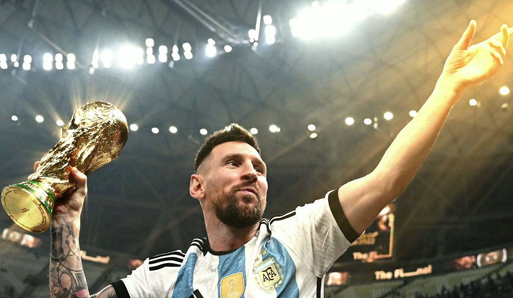 皇马近5场西甲1胜3平1负丢掉9分，从领先巴萨5分到落后4分（皇马近5轮西甲仅得6分：从领先巴萨5分到被反超4分）