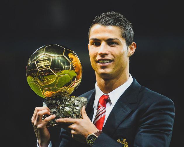 德天空：谢什科尚未表明他的选择，周二会是关键的一天