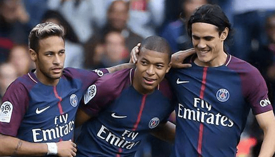 离大谱了！ 范戴克你退个锤子的退啊！利物浦1：1桑德兰！ 主队信仰只为英超（太离谱！范戴克你退啥退？利物浦1-1桑德兰，主队信仰只为英超）