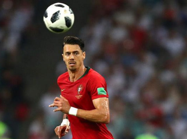 支持河南队，一河南球迷从航体骑三轮车前往足协杯决赛地苏州（为河南队助威，河南球迷骑三轮自航体出发奔赴苏州足协杯决赛）