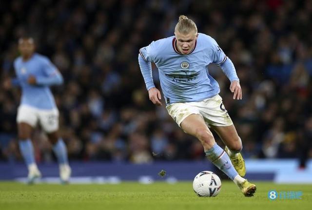 库拉索，面积最小，人口最少的参赛队，主权属于荷兰？